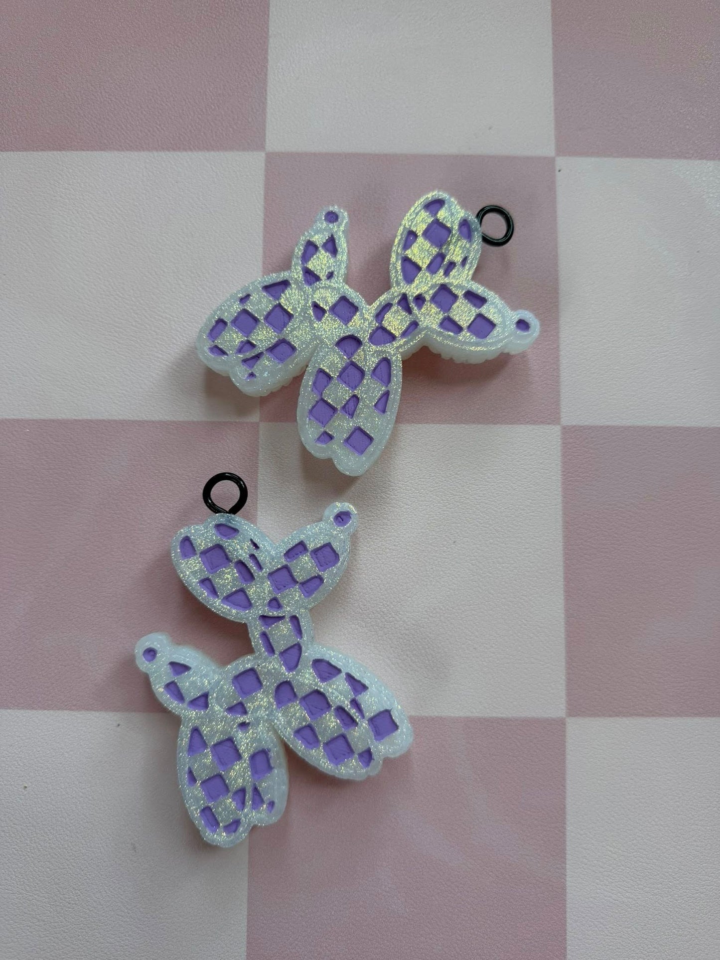 Checkered Balloon Dog Vents
