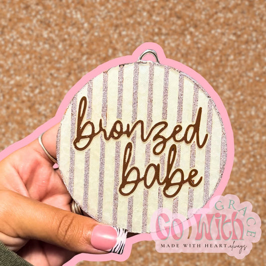 Bronzed Babe Circle Insert