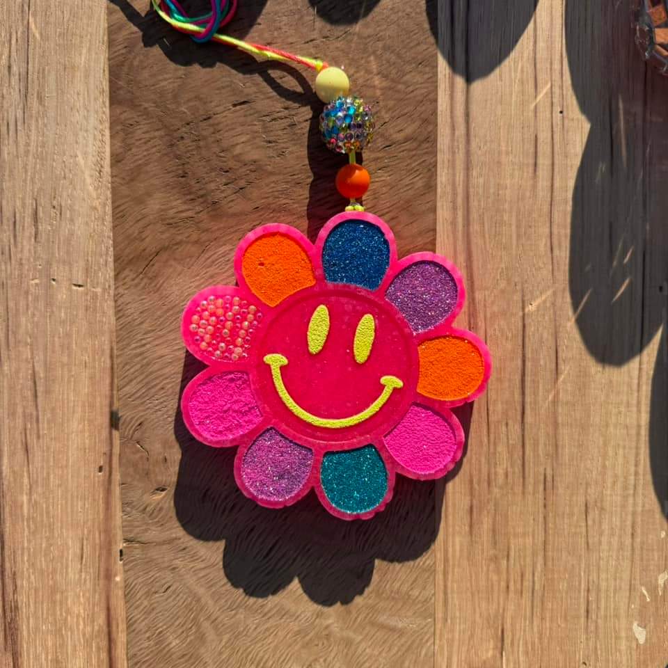 SMILEY FLOWER MOLD