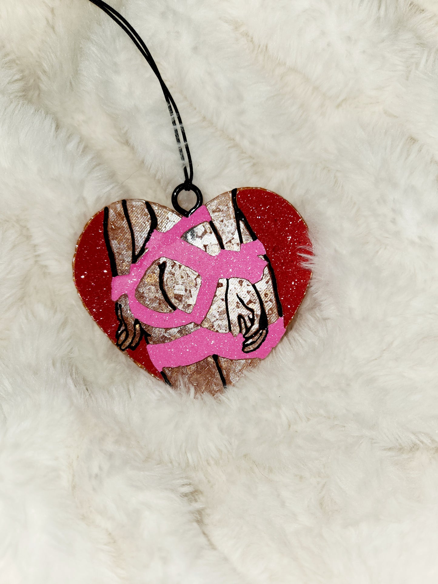 DIRTY HEART MOLD