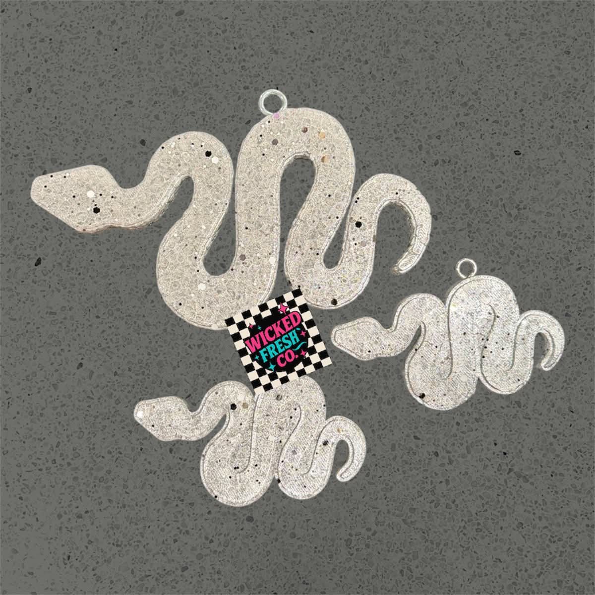 SNAKE MOLD