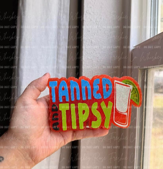 Tanned & Tipsy Mold