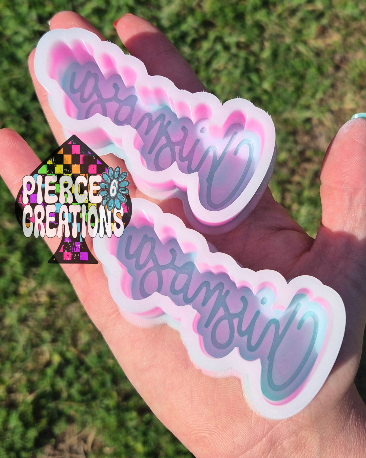 Lips Chismosa Mold